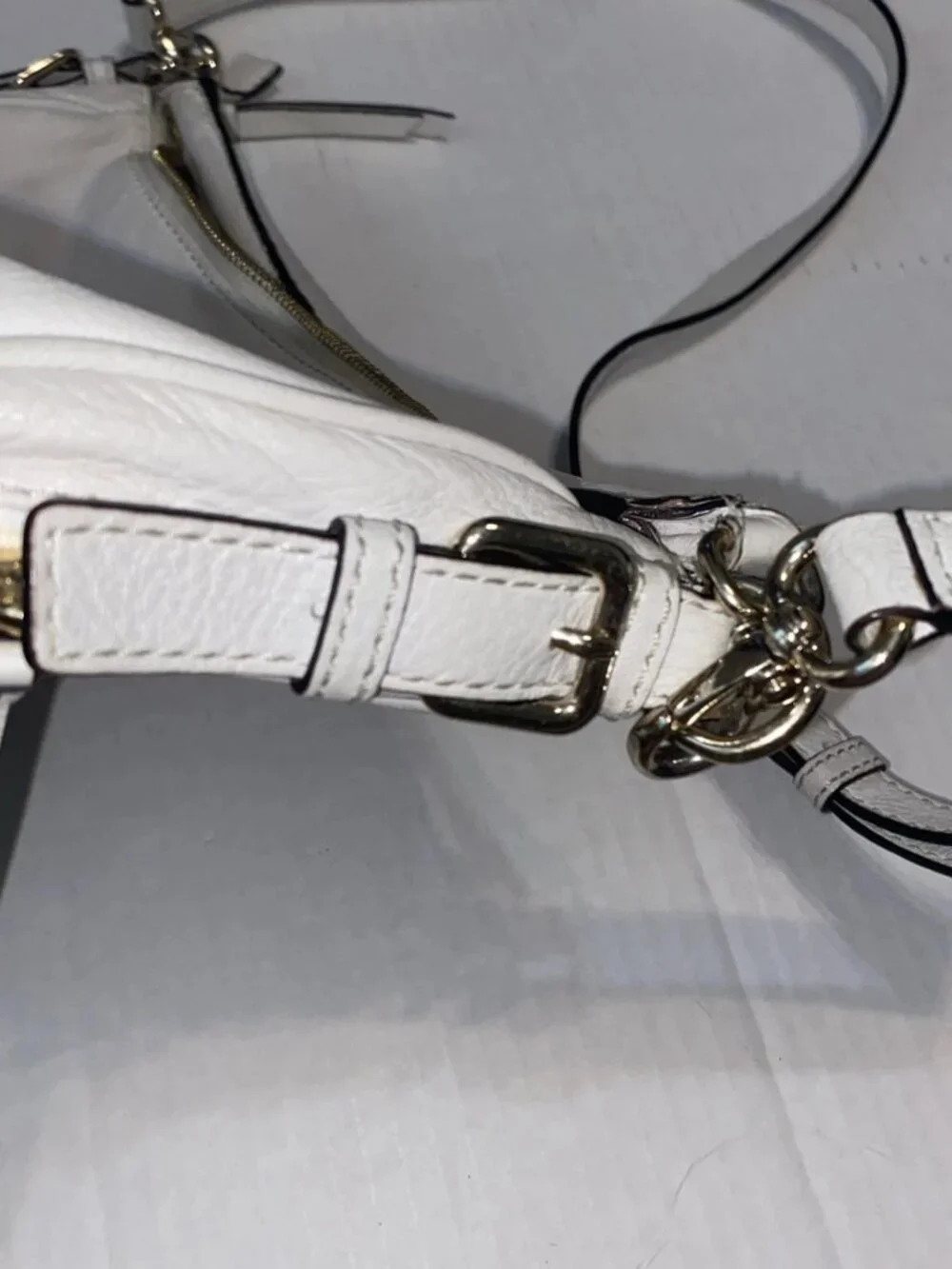 Kate Spade Ella Cobble Hill Hobo - White Leather Gold Hardware Expandable EUC